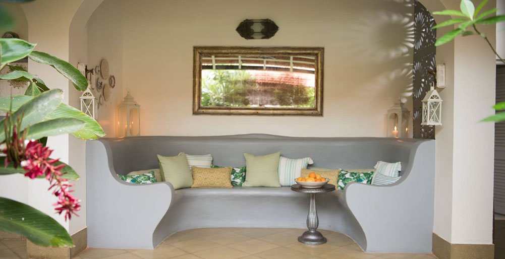 <div></div><div>Villa Branco - Courtyard sit-out design</div>&nbsp;